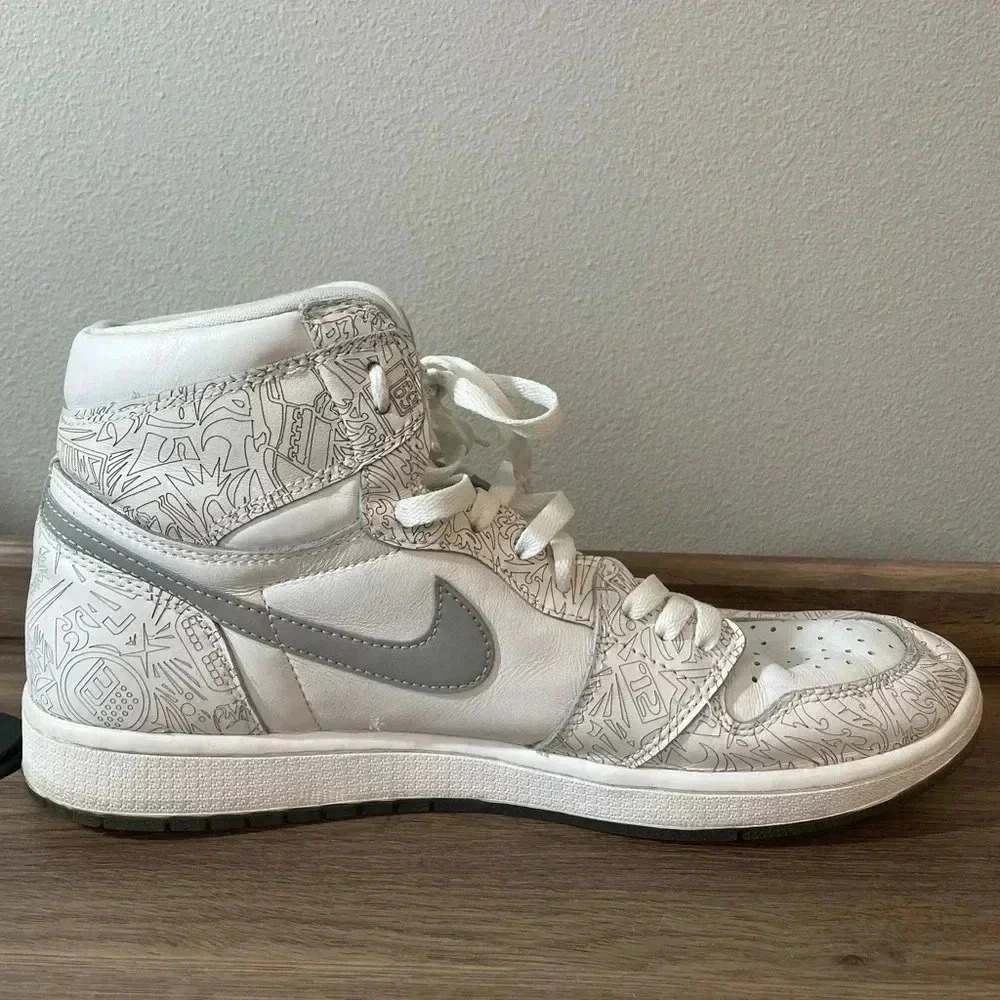 Nike Air Jordan 1 Retro High OG 30 Year Anniversary Laser Shoes Men's Sz 13 - Picture 4 of 11